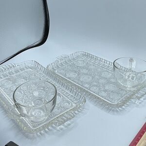 1950’s set of 2 Anchor Hoking “Colonial” snack trays with cups.